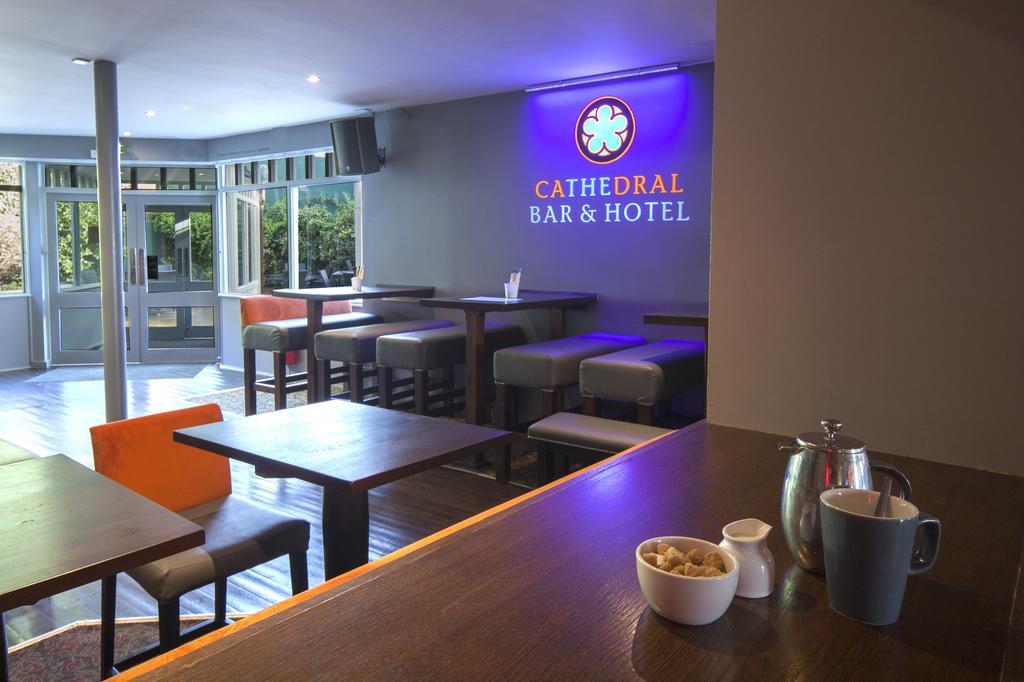 The Cathedral Hotel Salisbury Exteriör bild